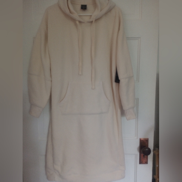 Cuddl Duds Long Cream Fleece Hoodie - Picture 1 of 4